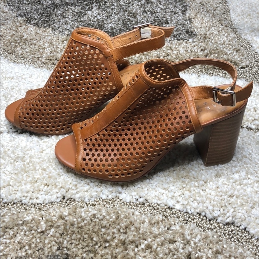 Barneys New York perforated leather sling back